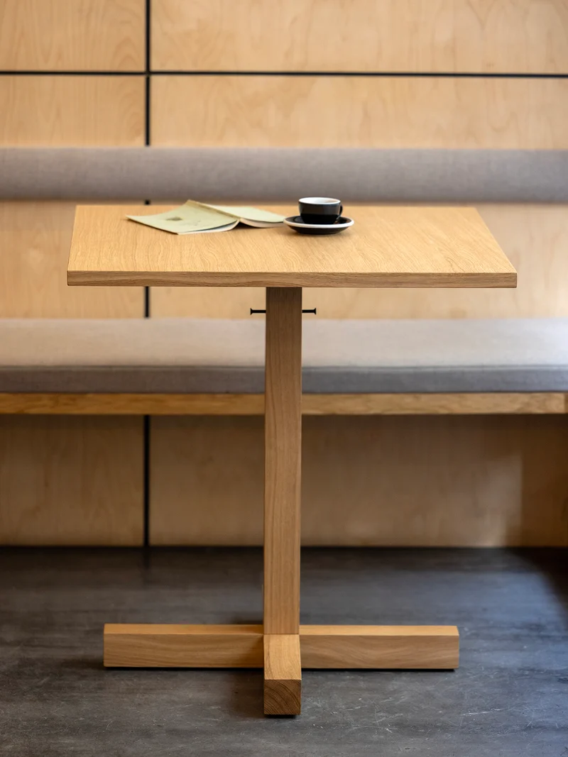 Table de repas Tal Bistro Square 70 - chêne naturel DT3042