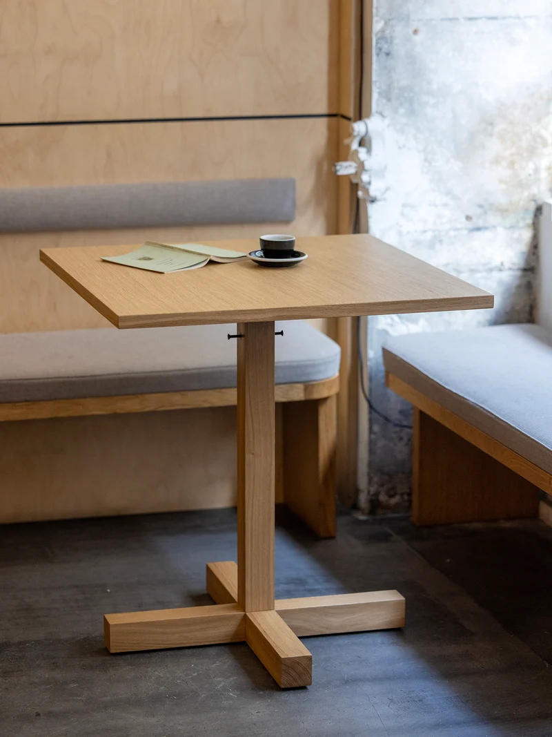 Table de repas Tal Bistro Square 70 - chêne naturel DT3042