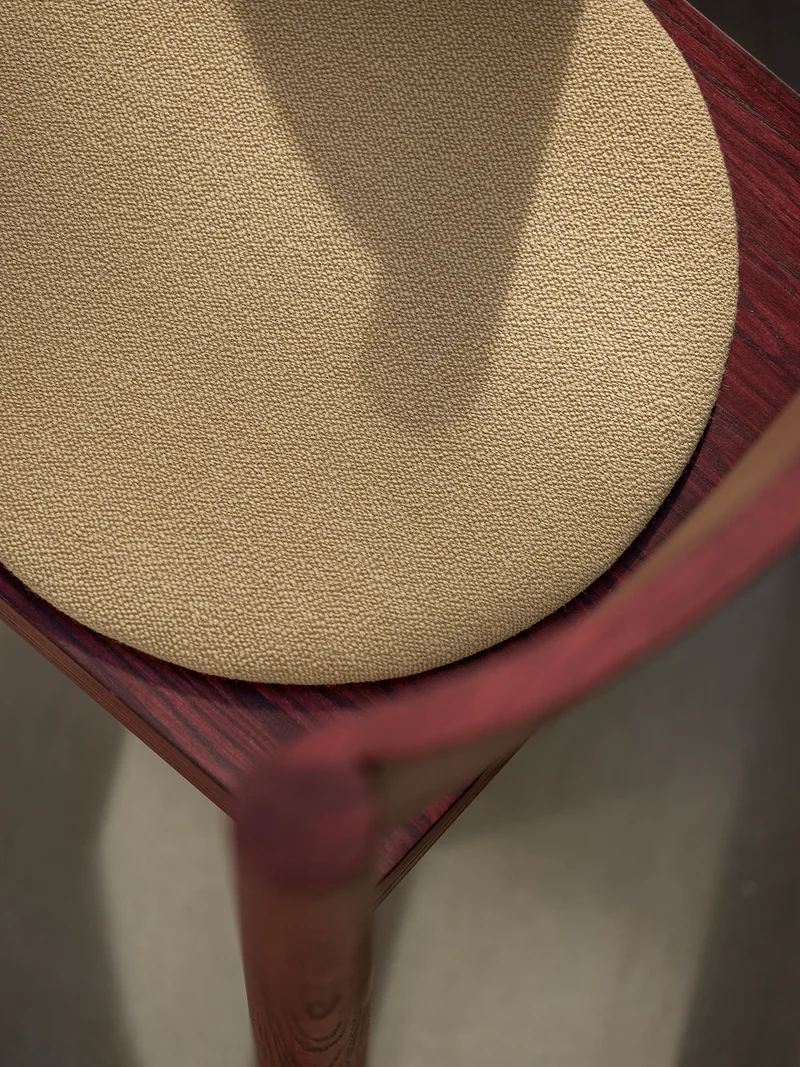 Chaise Paume frêne bordeaux - tissu beige C 3047