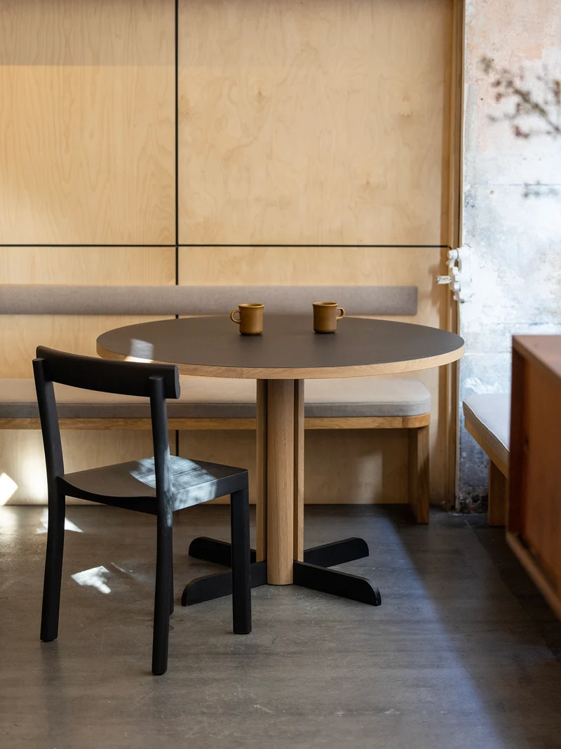 Table de repas Toucan Round noir - chêne DT1942
