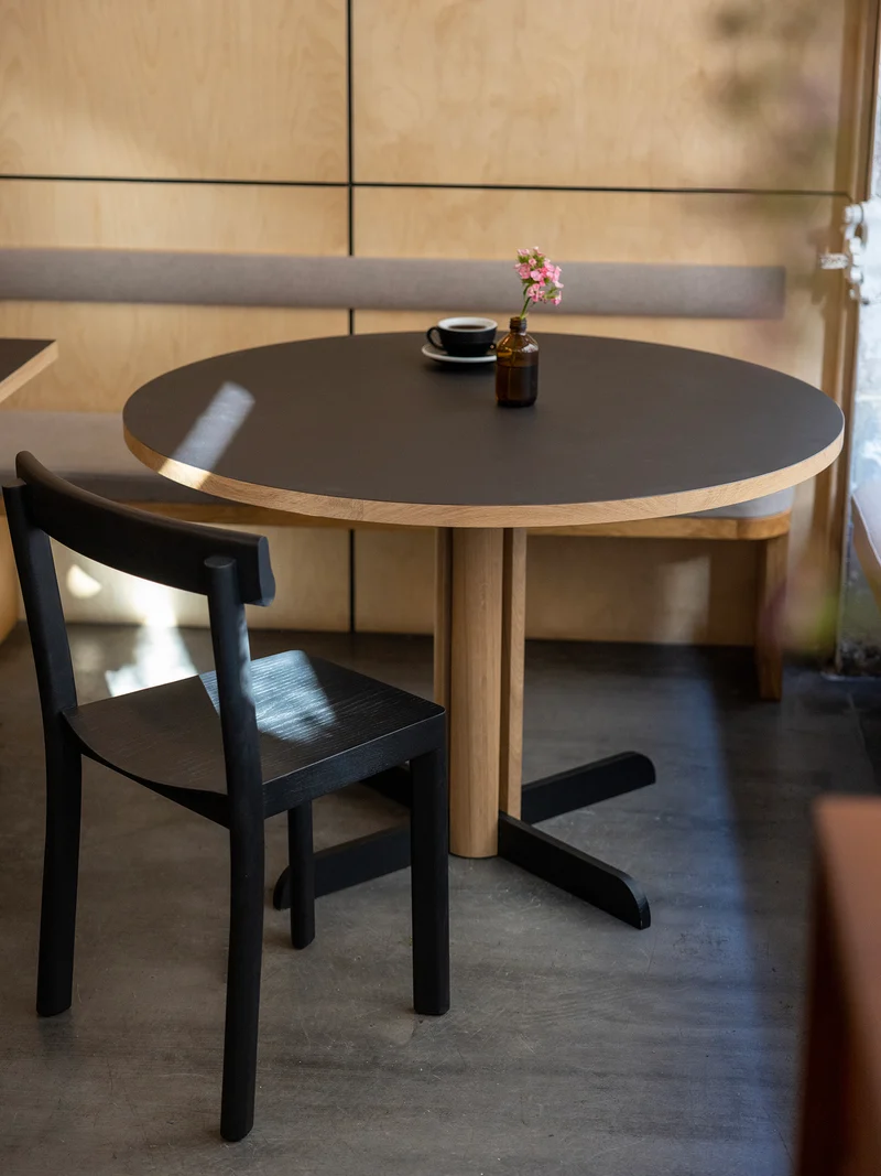 Table de repas Toucan Round noir - chêne DT1942