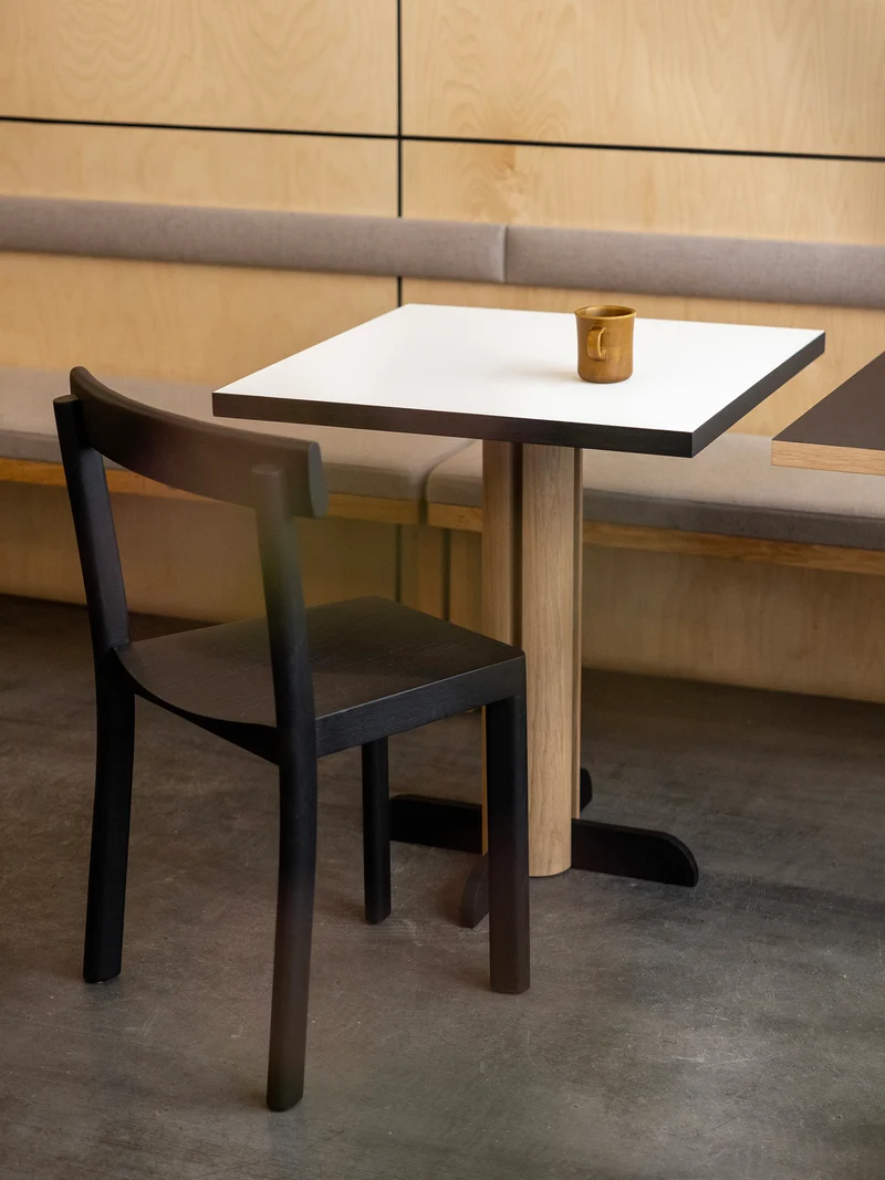 Table de repas Toucan Square blanc - chêne DT1965