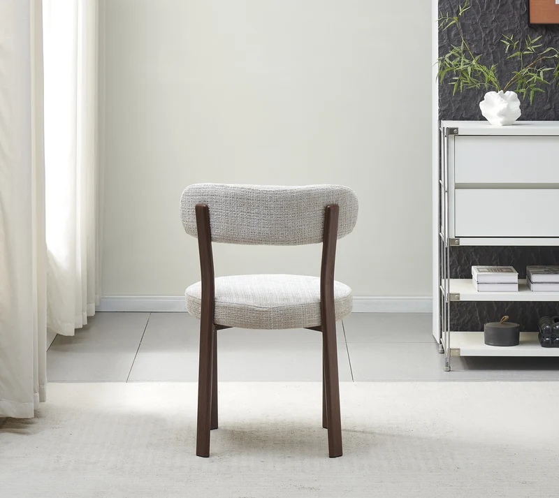 Chaise Naya pied noyer / tissu marbella beige