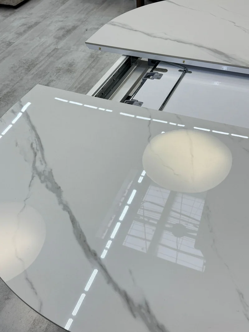 Table NOVA extensible en céramique blanche finition marbre gris – Haute Résistance