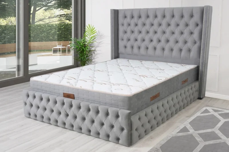 Cadre De Lit CLOUTE Velours Gris