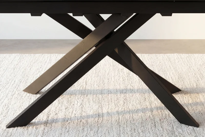 AVA - TABLE