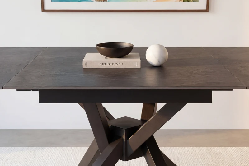 HALO - TABLE