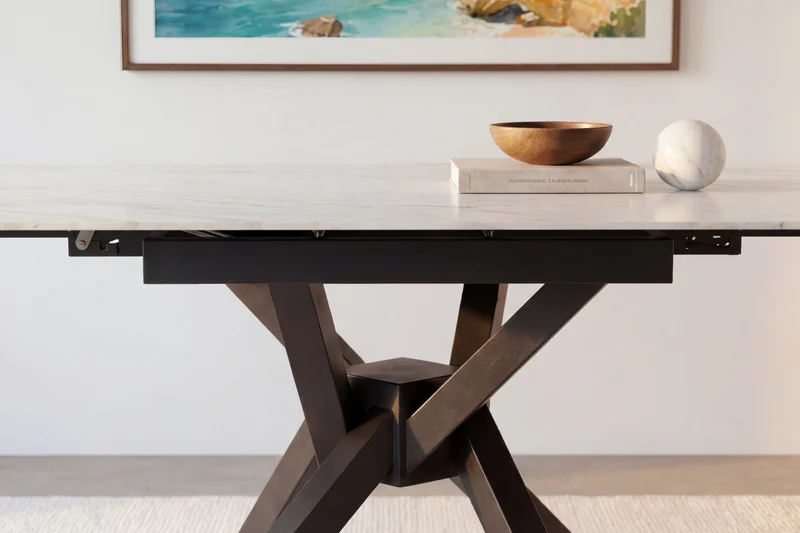 HALO - TABLE