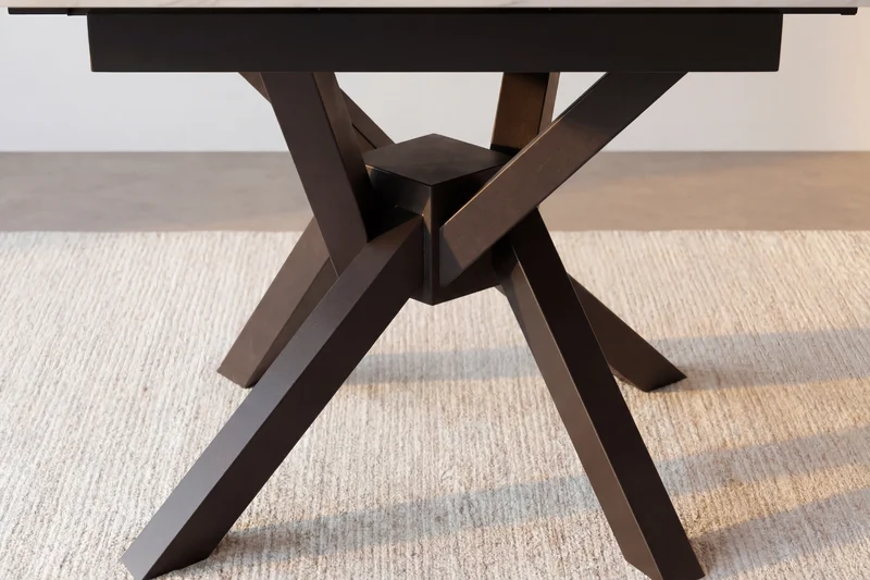 HALO - TABLE