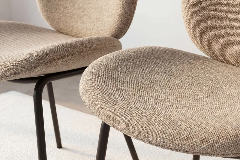 LOT LINE - CHAISE