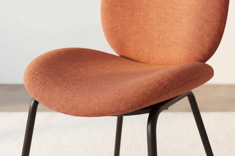 LOT LINE - CHAISE