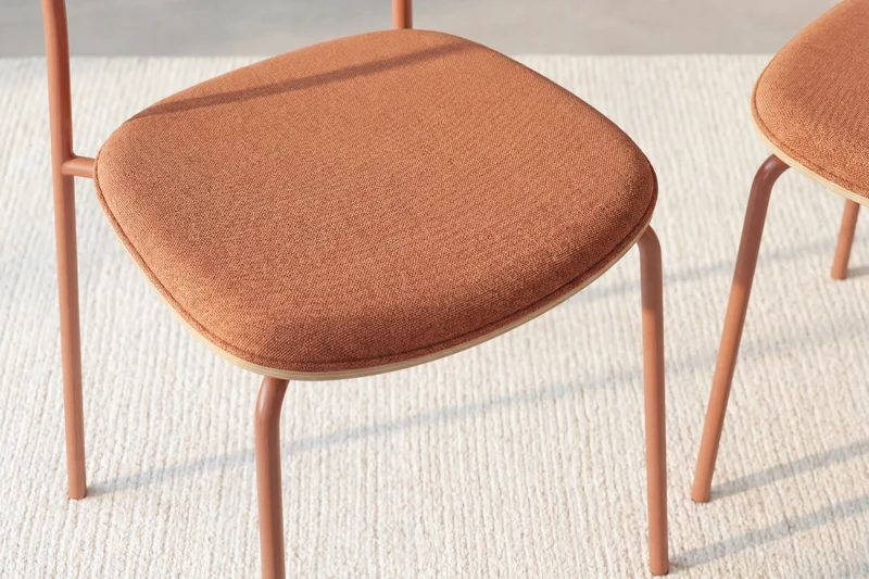 LOT OLEN - CHAISE