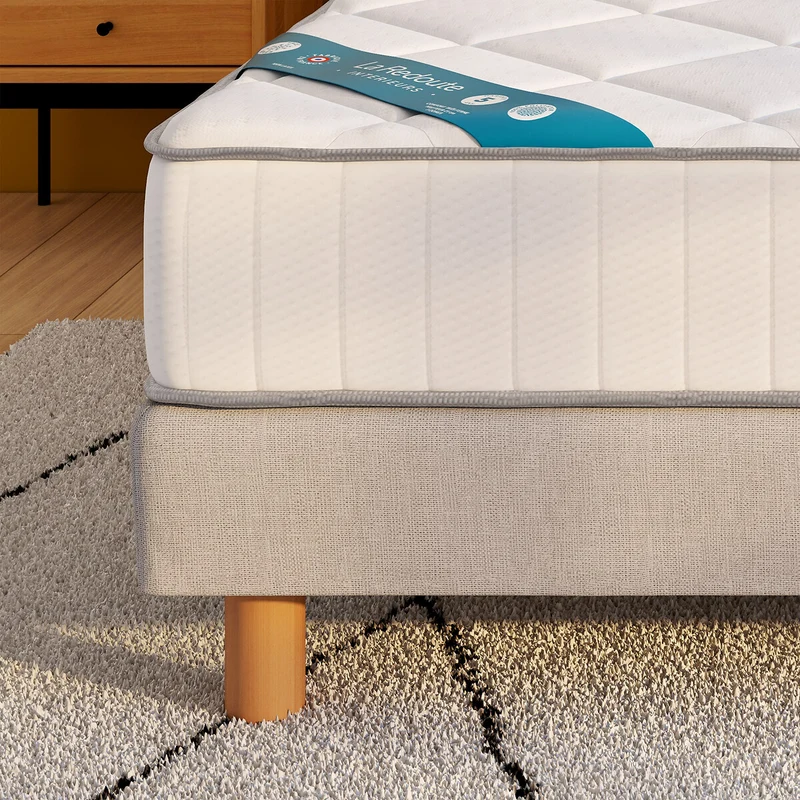 Matelas latex La Redoute Interieurs, 7 zones, soutien très ferme, accueil tonique