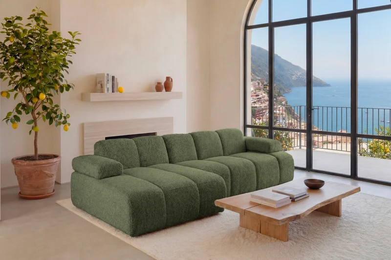 RAVELLO ANGLE