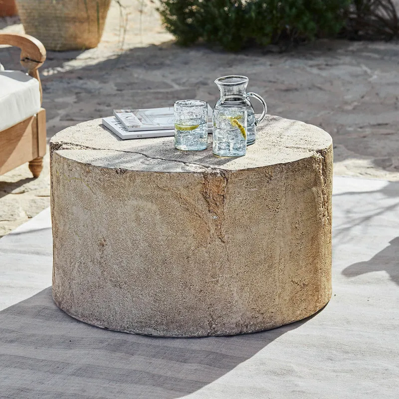 Table basse LOBERON Paxton ronde aspect pierre massif