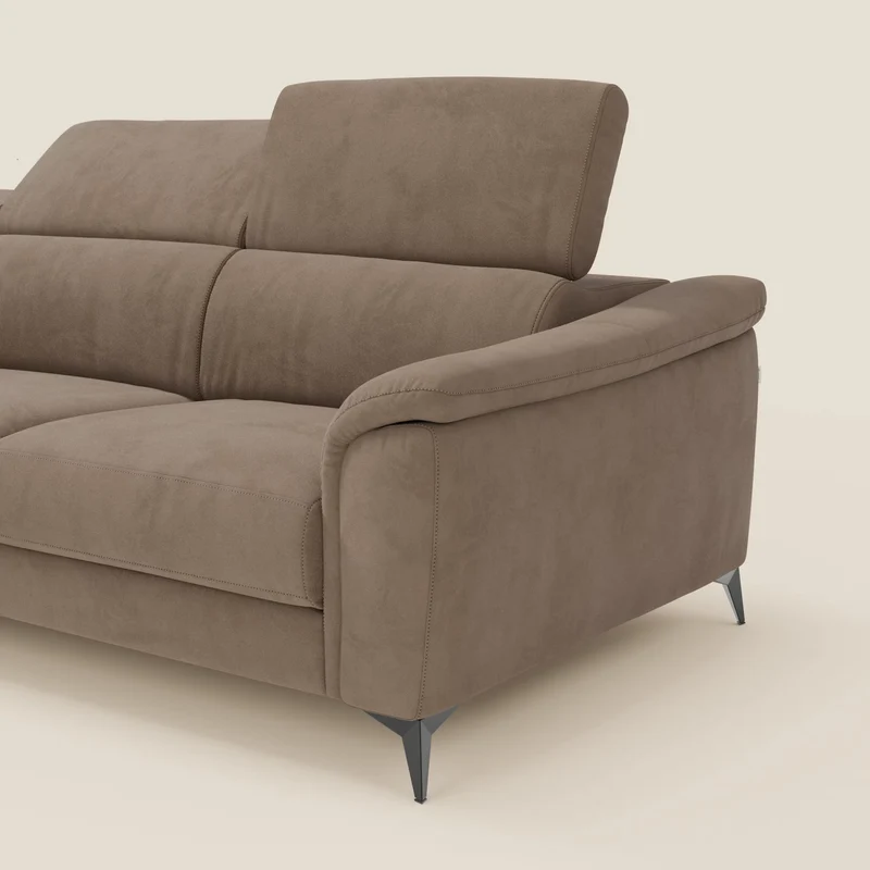 Arcos Canapé avec méridienne - pieds hauts et têtières inclinables en microfibre imperméable T11 marron
