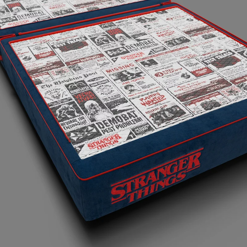 Rift fauteuil-lit Édition STRANGER THINGS avec matelas haut de 22 cm et mousse à mémoire de forme - tissu anti-taches bleu