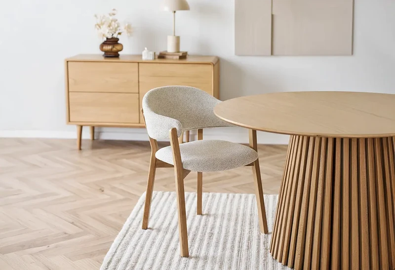 Chaise avec Accoudoirs de Salle à Manger DUNKIRK Effet Bois Chêne Clair et Tissu Écru - 60 x 59 cm