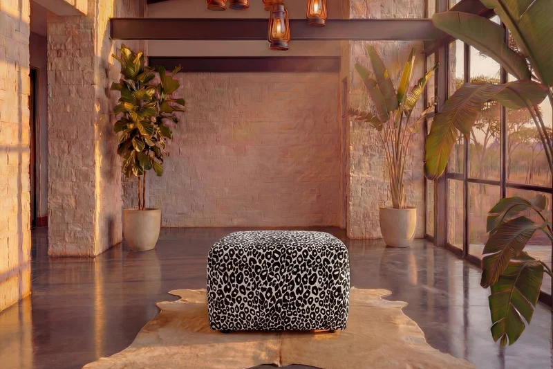 ELIO POUF - Tissu sauvage