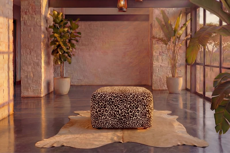 ELIO POUF - Tissu sauvage