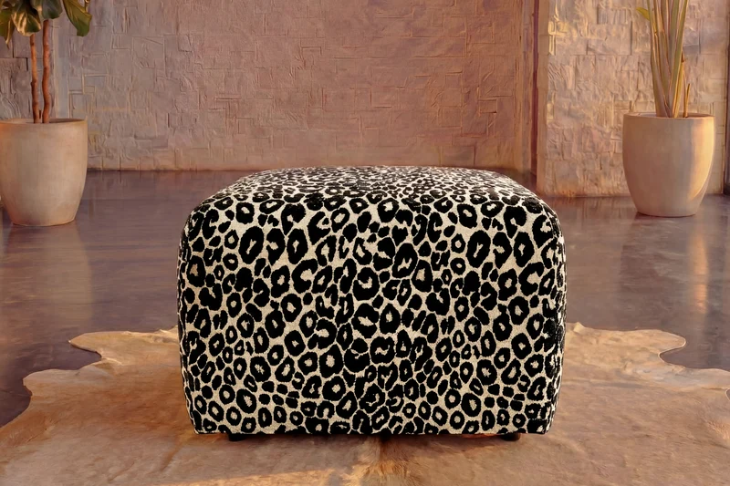 ELIO POUF - Tissu sauvage