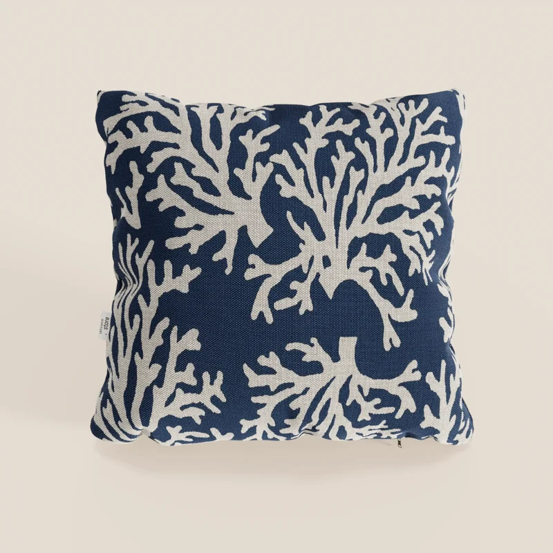 Nautilus collection de coussins avec différents motifs marins en tissu imperméable