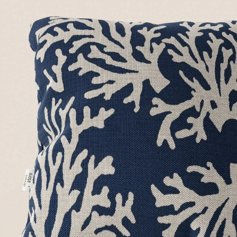 Nautilus collection de coussins avec différents motifs marins en tissu imperméable
