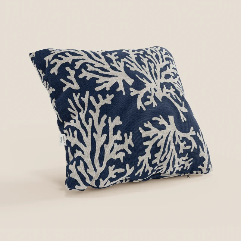 Nautilus collection de coussins avec différents motifs marins en tissu imperméable