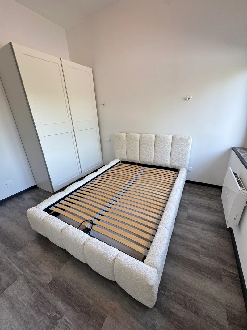 Lit Coffre avec Tête de Lit NUBIA - 140 à 180 cm