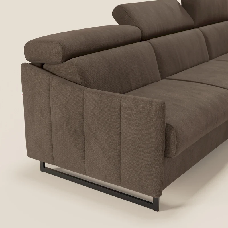 Loto Canapé d'angle convertible avec chaise longue coffre, têtières et matelas H 18 cm en tissu doux imperméable T14 marron