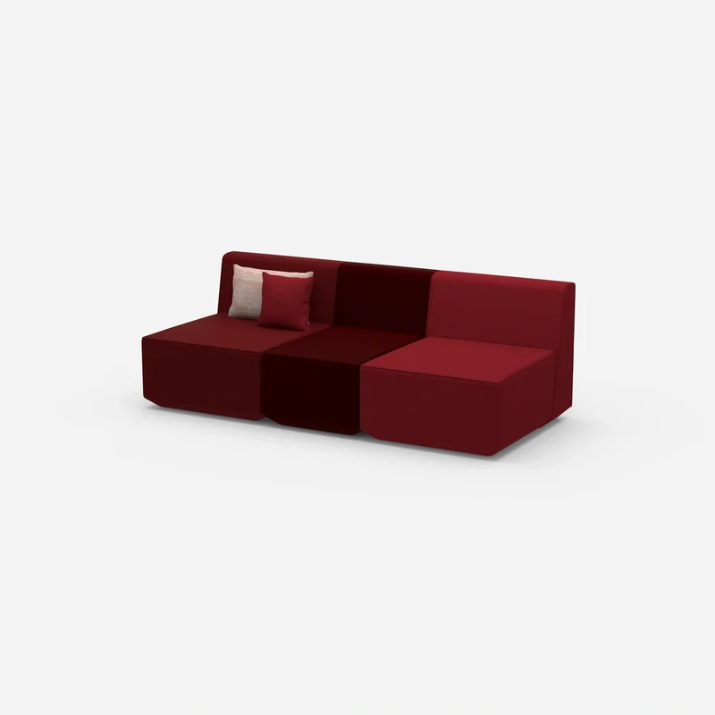 Rotes Dreisitzer Sofa