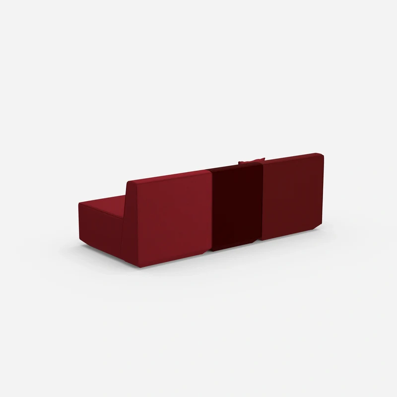 Rotes Dreisitzer Sofa