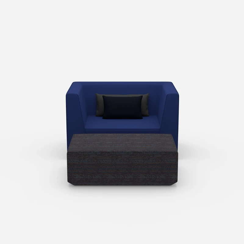 Sessel mit flexibler Fußablage