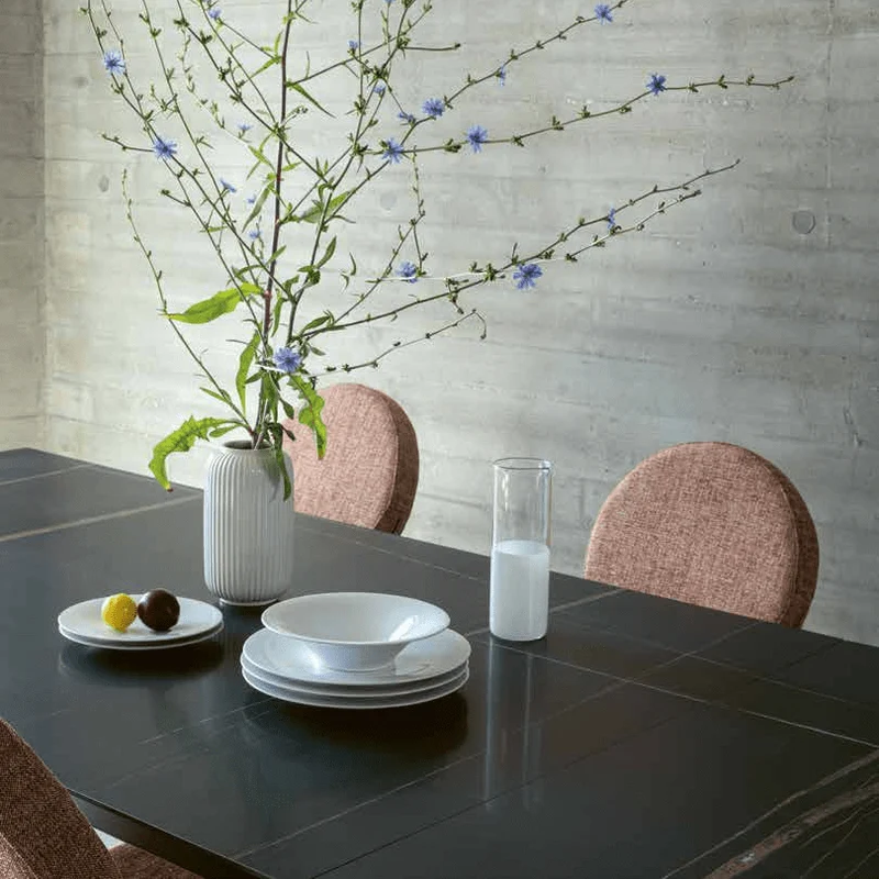 Table de repas Mad