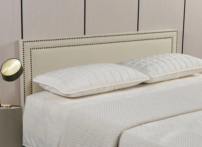 Tête de lit cloutée en tissu lin beige 180 cm LYVE