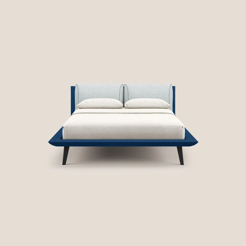 Petra lit design bicolore avec coussins en plumes, pieds foncés et tissu imperméable T11 et T06 bleu - bleu glacier