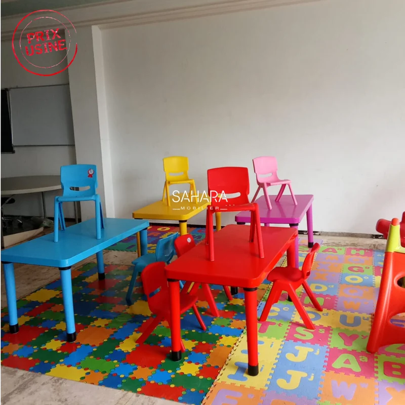 Table en plastique pour enfant; Réf B3378