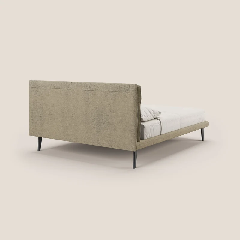 Ibuki lit avec coussins capitonnés réglables et pieds foncés en tissu flammé imperméable T03 beige