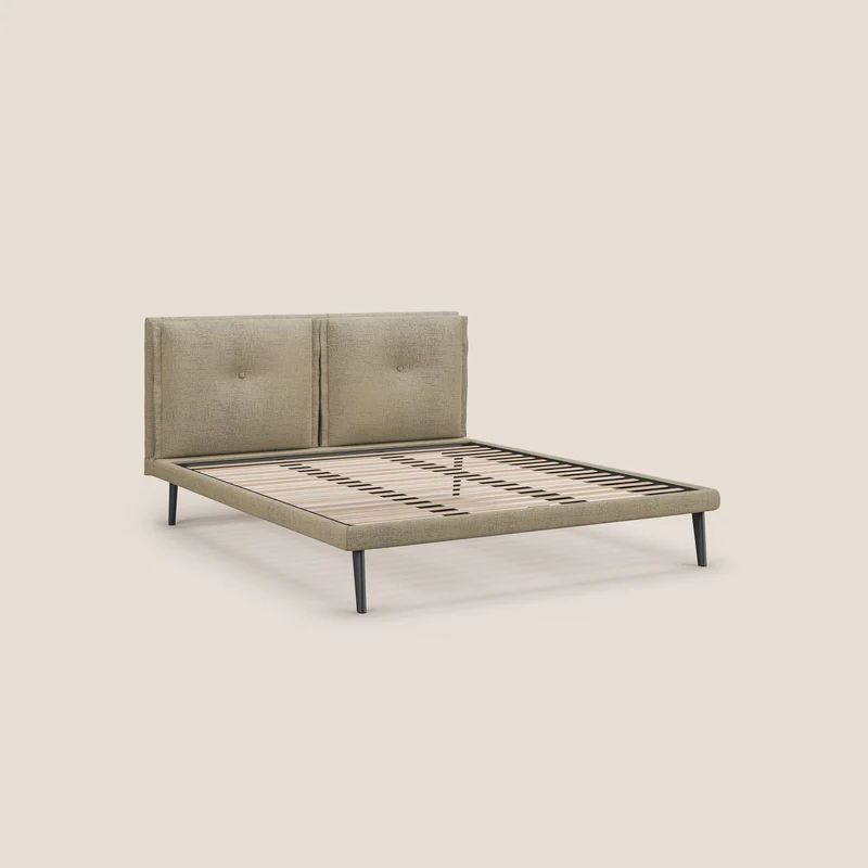 Ibuki lit avec coussins capitonnés réglables et pieds foncés en tissu flammé imperméable T03 beige