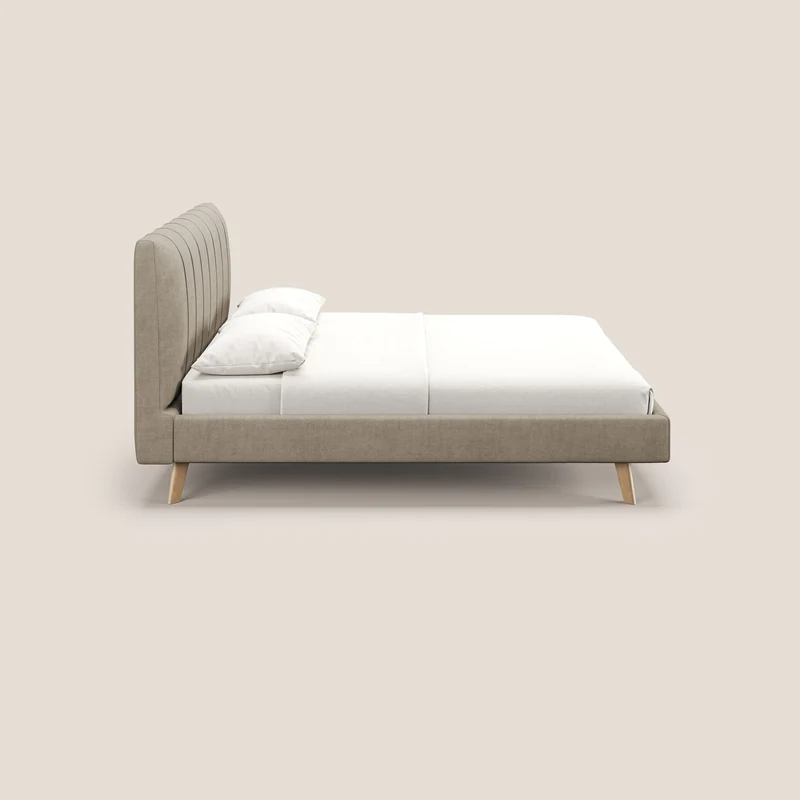 Selene lit rembourré avec pieds bois naturel déhoussable en tissu imperméable T02 beige