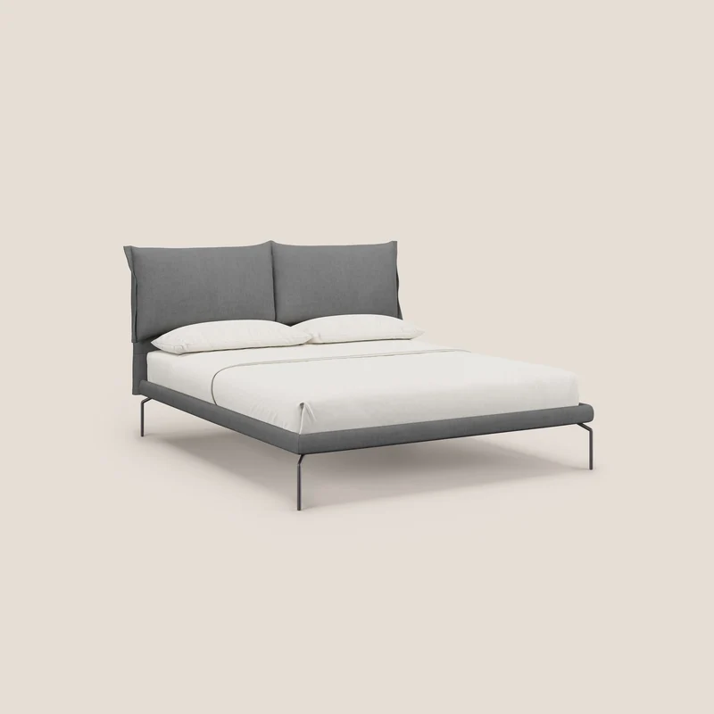 Bice lit rembourré avec coussins et pieds noirs en métal en tissu imperméable T02 gris
