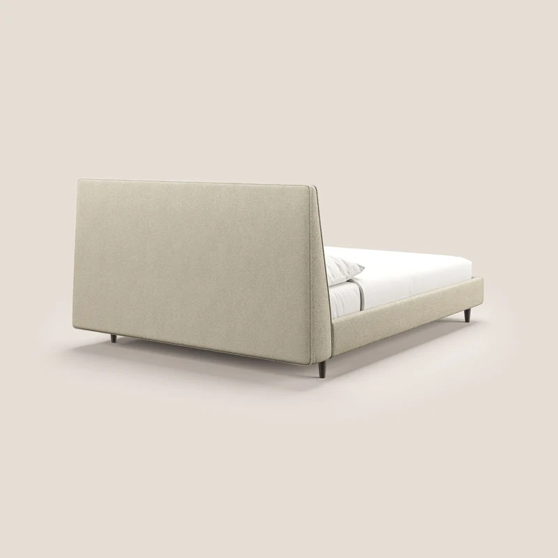 Dorotea lit rembourré avec pieds bois et tissu bouclette douce imperméable T07 beige