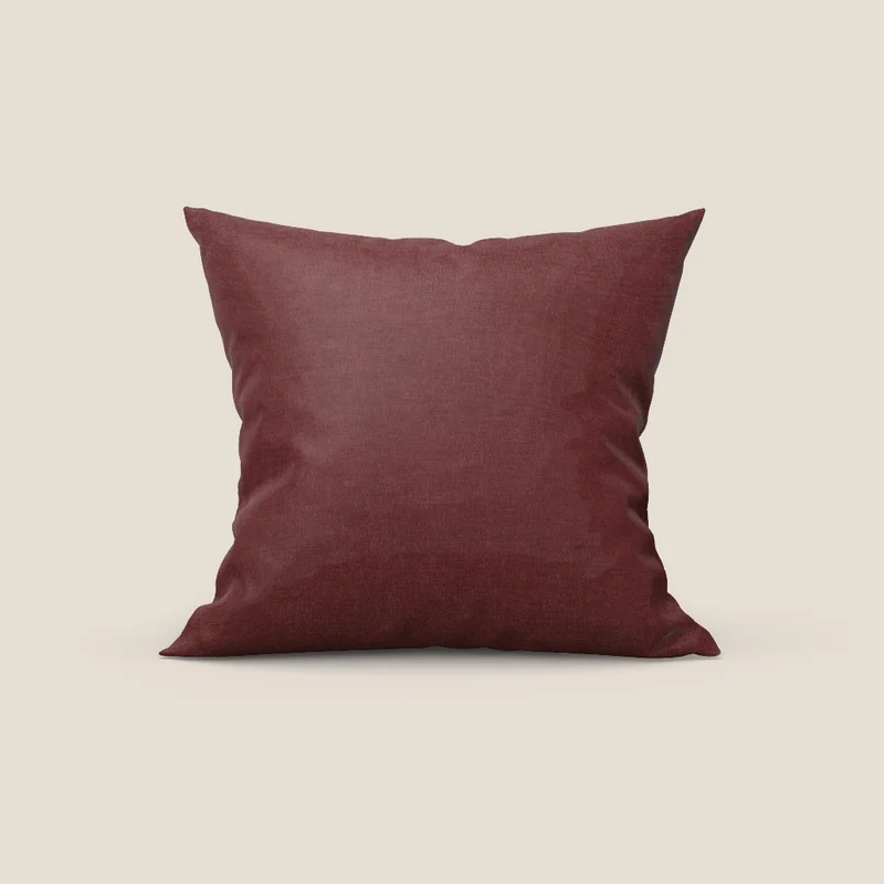Coussin Aspen disponible en plusieurs couleurs, dans un tissu élégant, doux et lavable T17 rouge