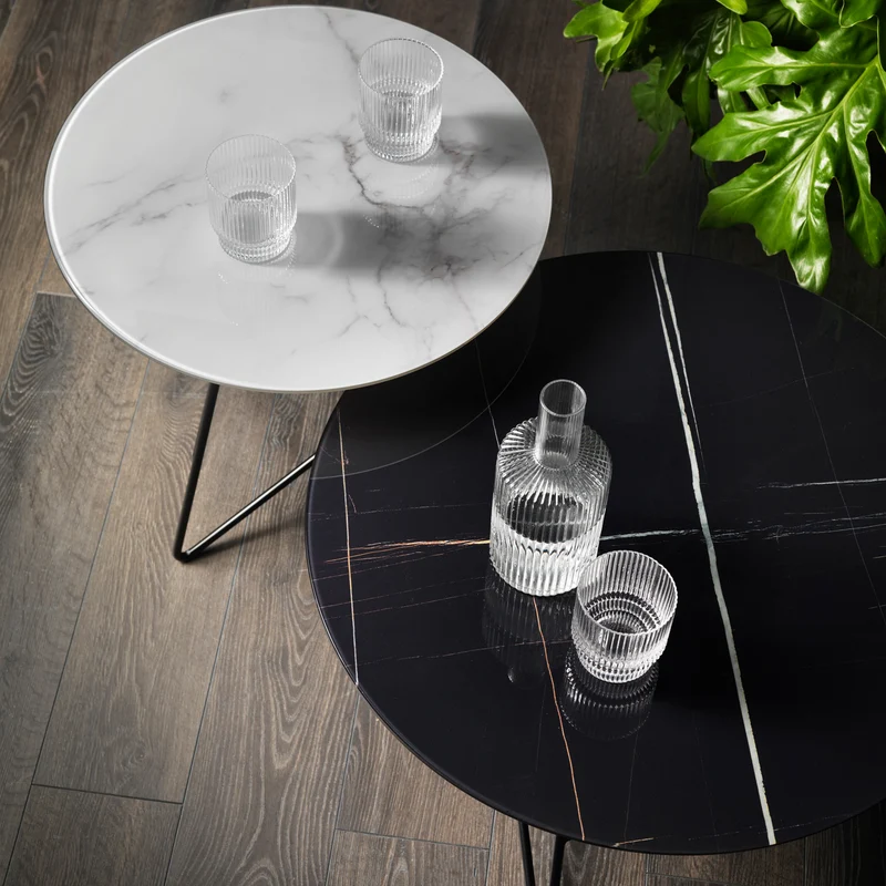Ermione table basse ronde de salon avec plateau en verre marbre sahara noir h25 noir