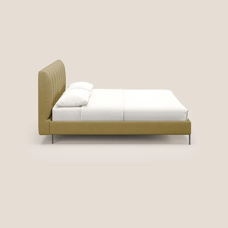 Calliope lit rembourré aux pieds hauts complètement déhoussable en tissu détachable T17 jaune