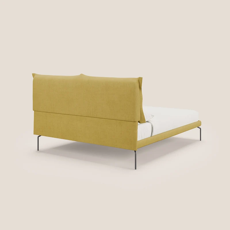 Bice lit rembourré avec coussins et pieds noirs en métal en tissu imperméable T02 jaune