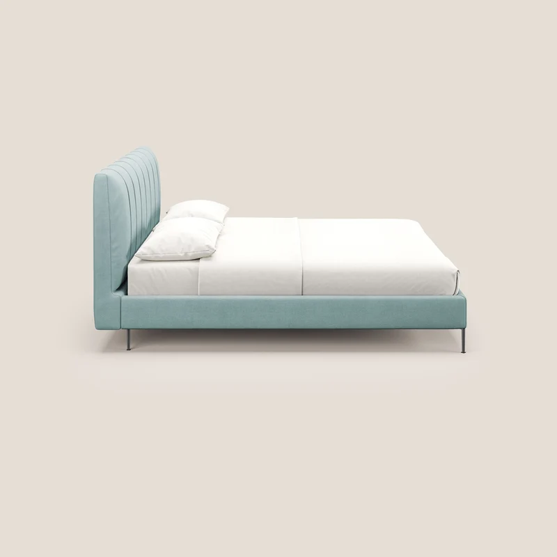Calliope lit rembourré aux pieds hauts complètement déhoussable en tissu détachable T17 vert d'eau