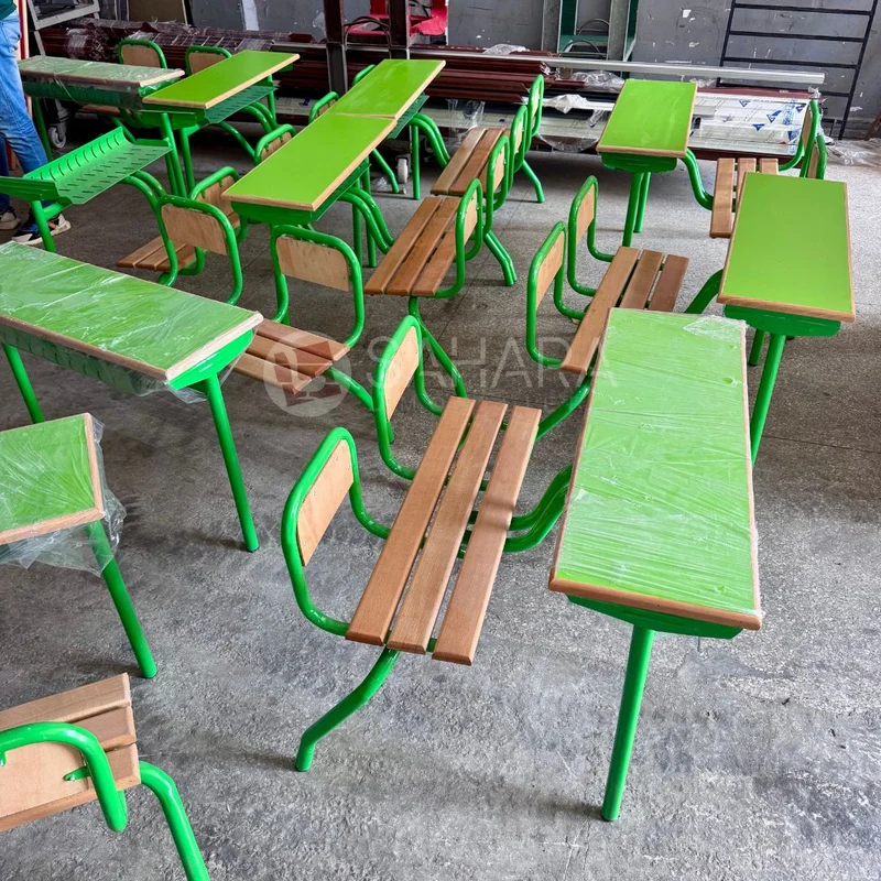 Pupitre scolaire biplace avec casier perforé A0512