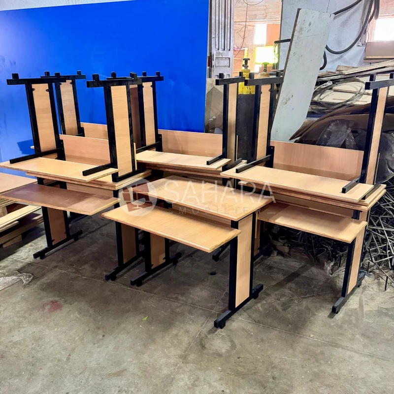 Table ordinateur semi métallique A0601