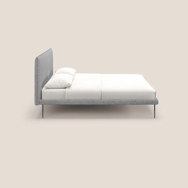 Theo lit moderne déhoussable avec pieds hauts en métal et tissu imperméable T10 gris clair